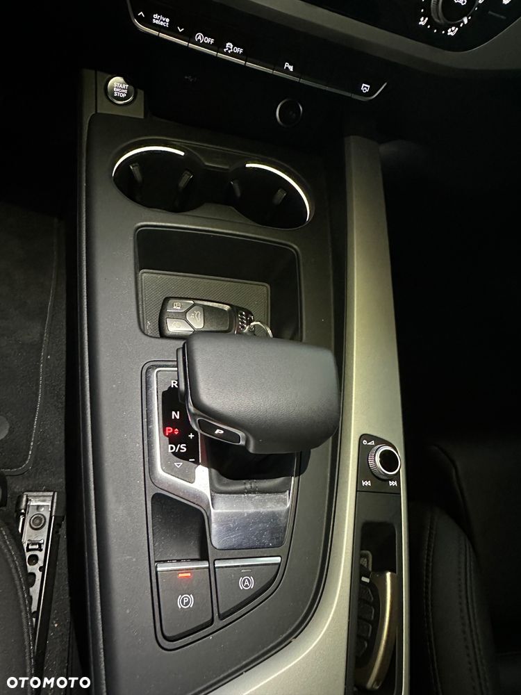 Audi A4 Avant 35 TFSI mHEV Advanced S tronic - 19