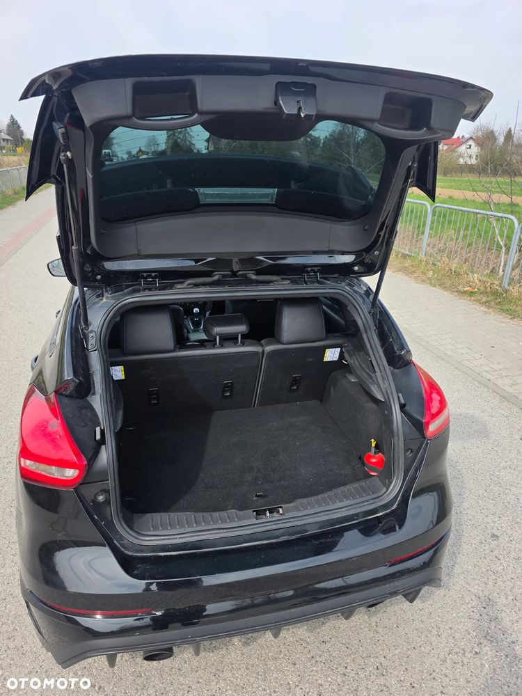 Ford Focus 2.3 EcoBoost S&S Allrad RS - 16