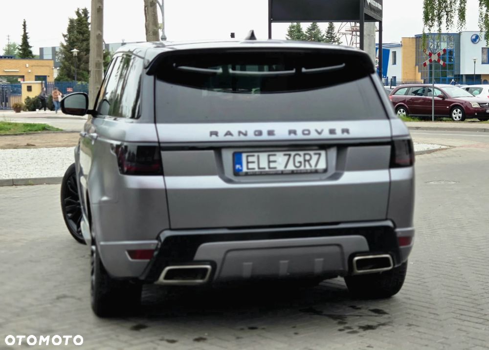 Land Rover Range Rover Sport P525 5.0 V8 HSE Dynamic Stealth - 9