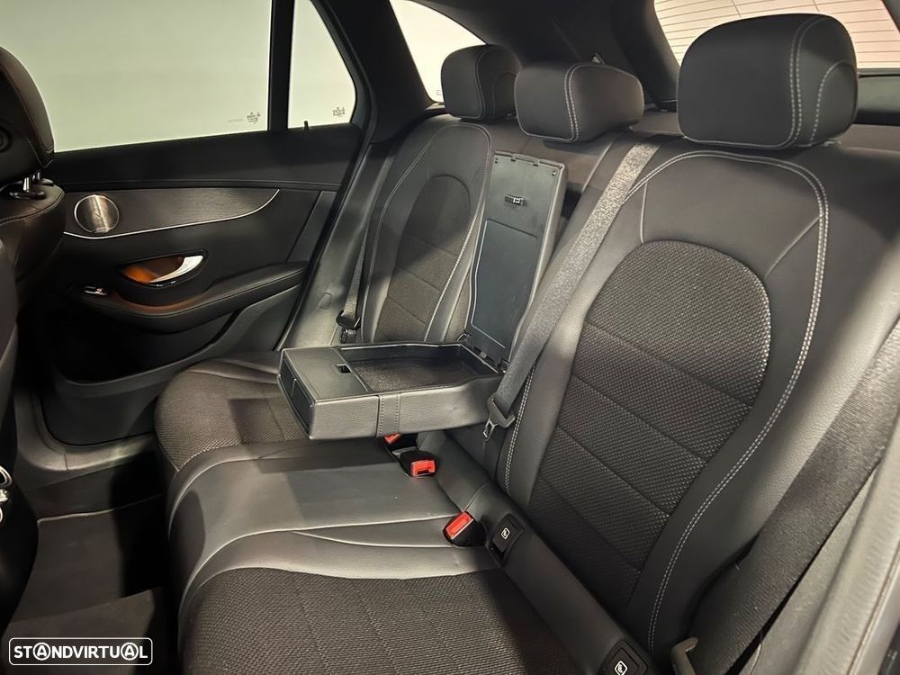 Mercedes-Benz GLC 300 - 17