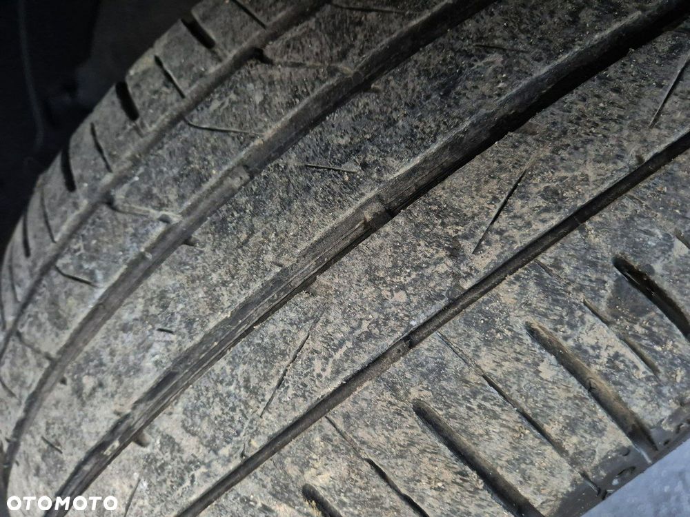 Hyundai Tucson 2.0 CRDI 4WD Automatik Premium - 6