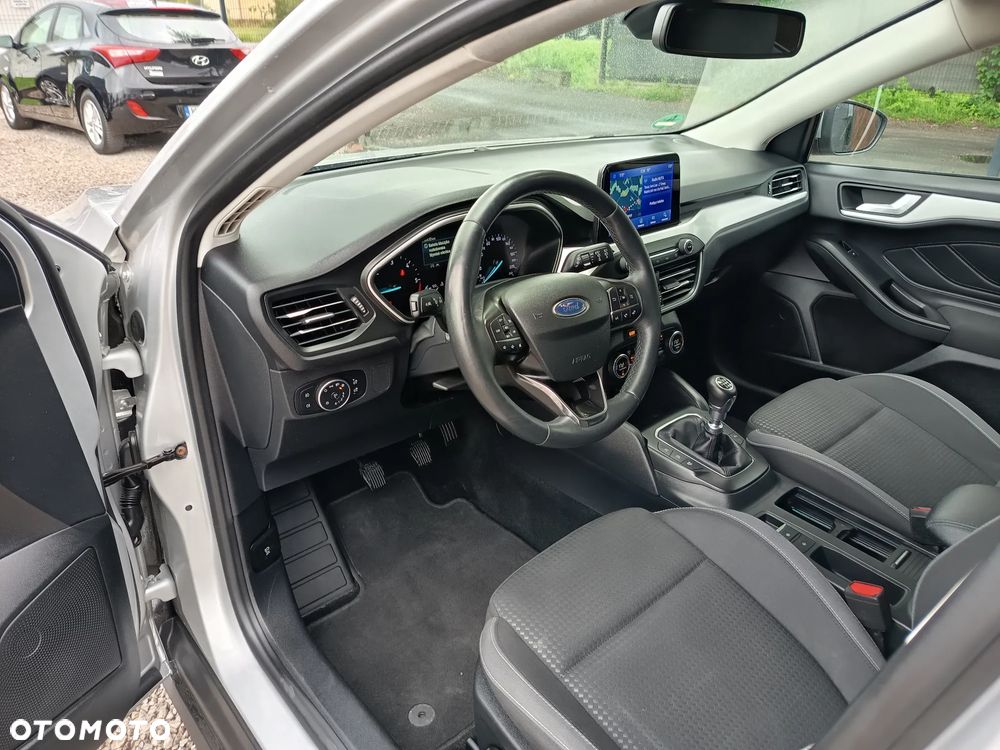 Ford Focus 2.0 TDCi SYNC Edition ASS - 16
