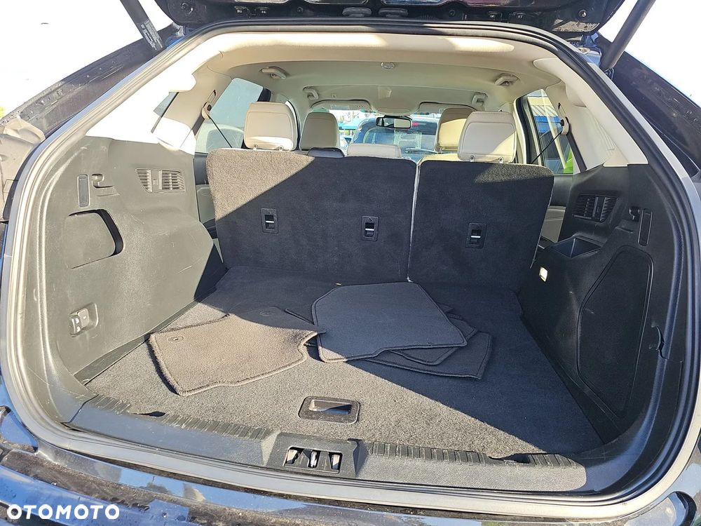 Ford Edge 2.0 EcoBlue Bi-Turbo 4x4 Titanium - 12