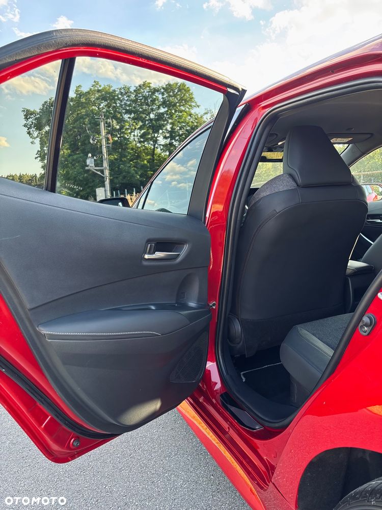 Toyota Corolla 1.8 Hybrid Style - 12