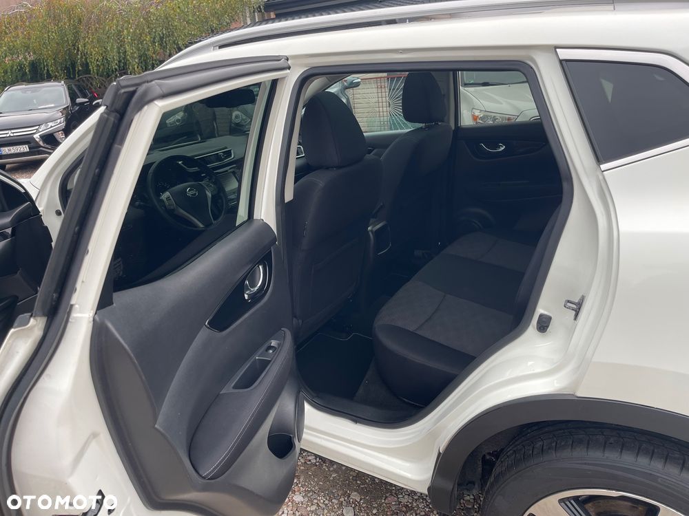 Nissan Qashqai 1.2 DIG-T N-Connecta - 10