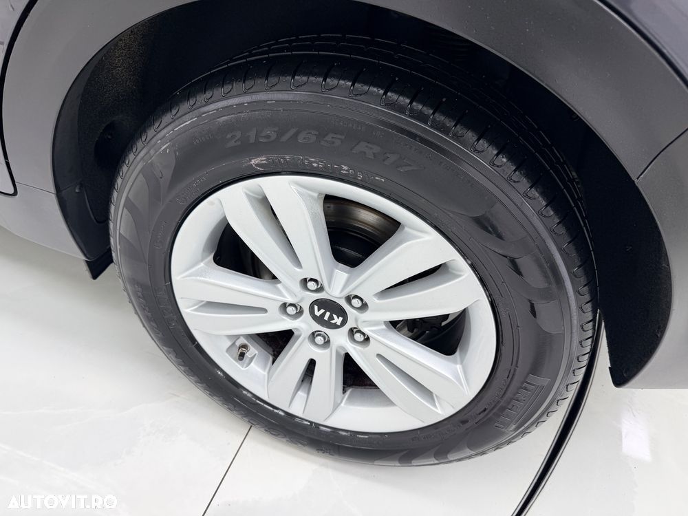 Kia Sportage 1.6 GDI 2WD Dream-Team Edition - 14