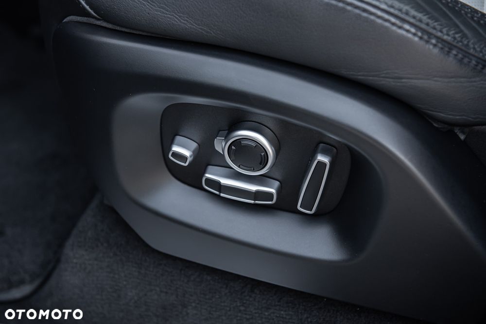 Land Rover Range Rover Sport - 21