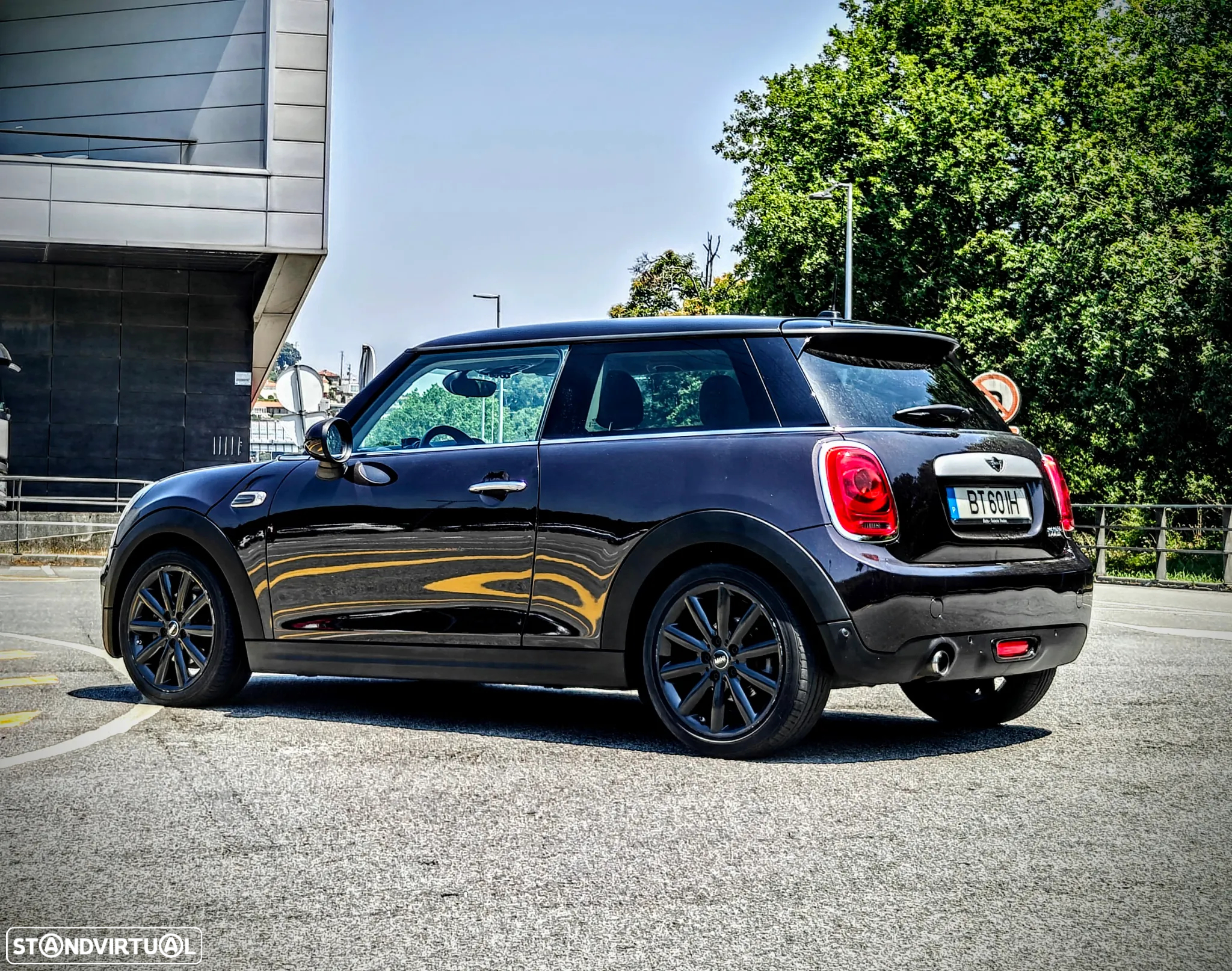 MINI 3 Portas Cooper Premium Resolute Edition Auto - 2