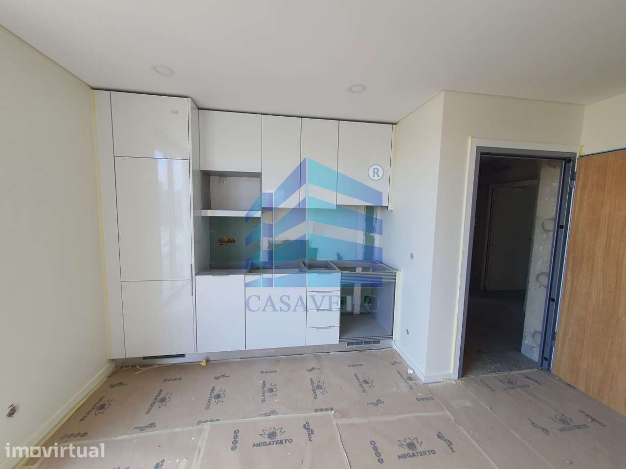 Apartamento T1 - Grande imagem: 2/17