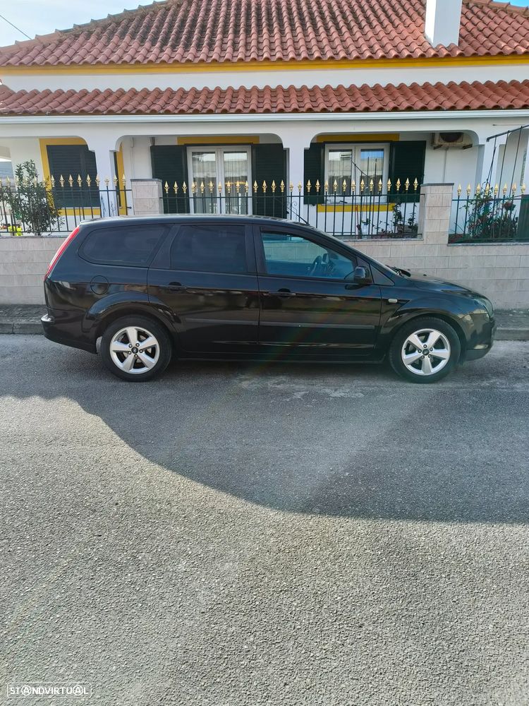 Ford Focus SW 1.6 TDCi Titanium - 1