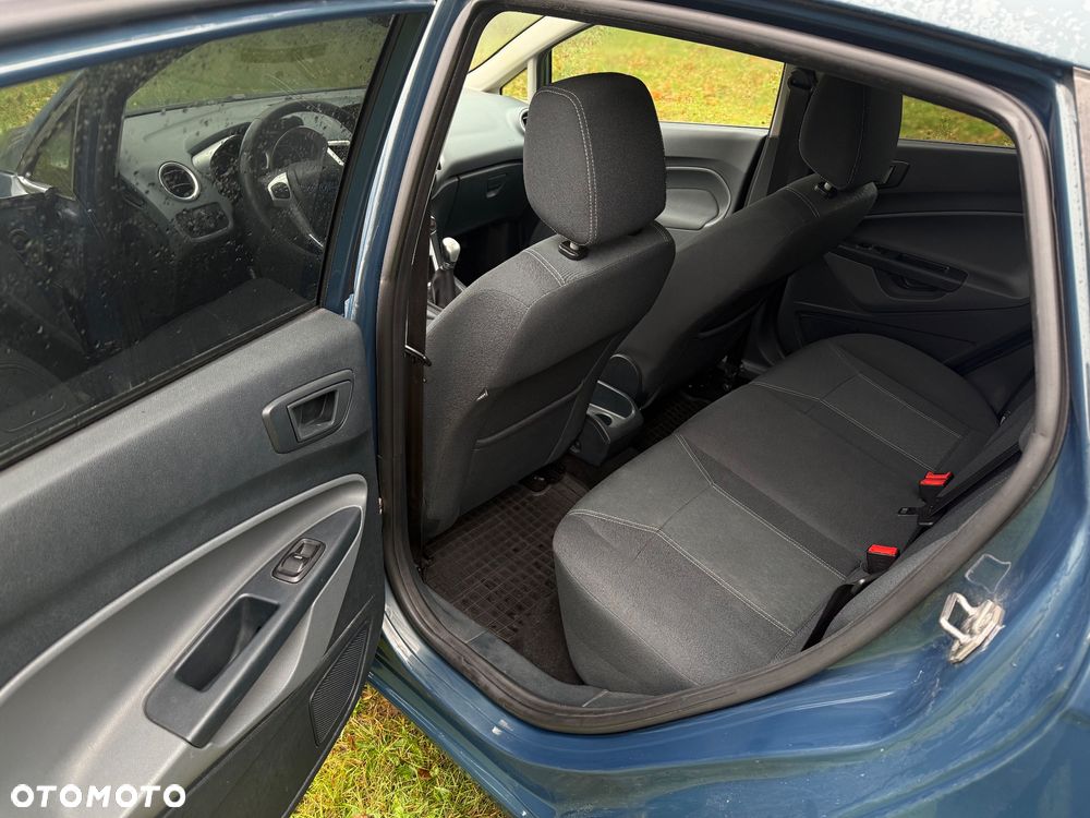 Ford Fiesta 1.6 TDCi Titanium - 8