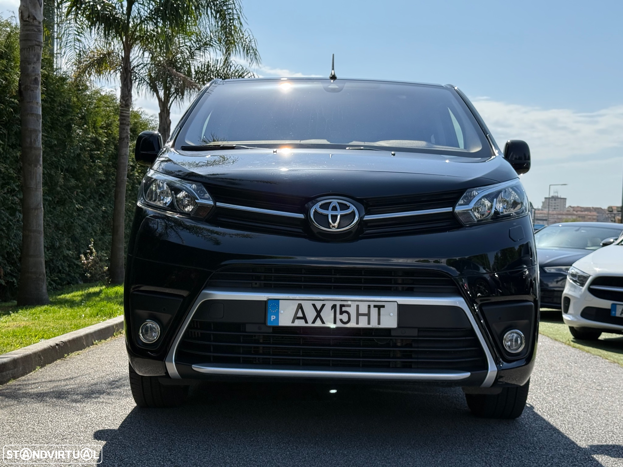 Toyota Proace Verso 1.5 D-4D L2 1.0T Exclusive 9L - 4
