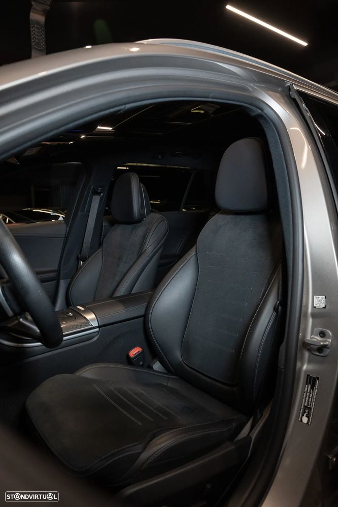 Mercedes-Benz C 300 e AMG Line - 12