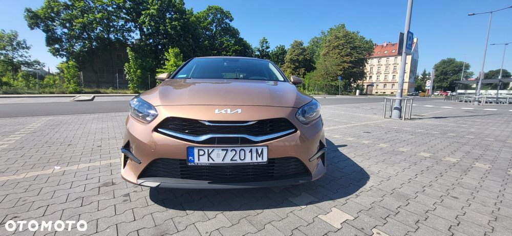 Kia Ceed 1.5 T-GDI M - 2
