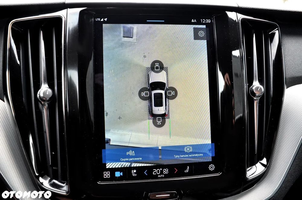 Volvo XC 60 B4 B Geartronic RDesign - 32
