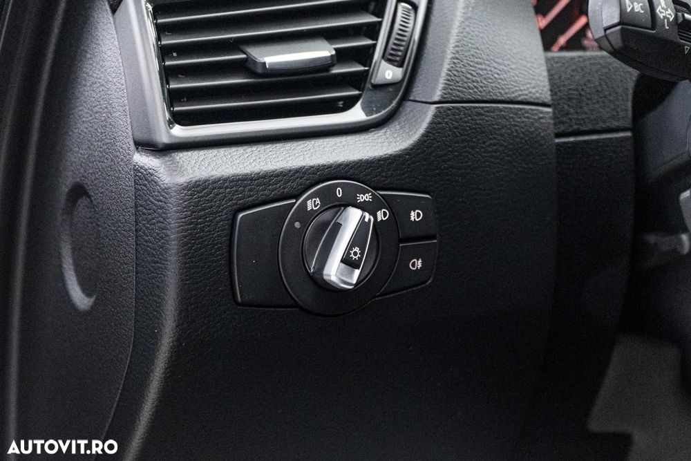 BMW X1 xDrive18d Aut. Sport Line - 21