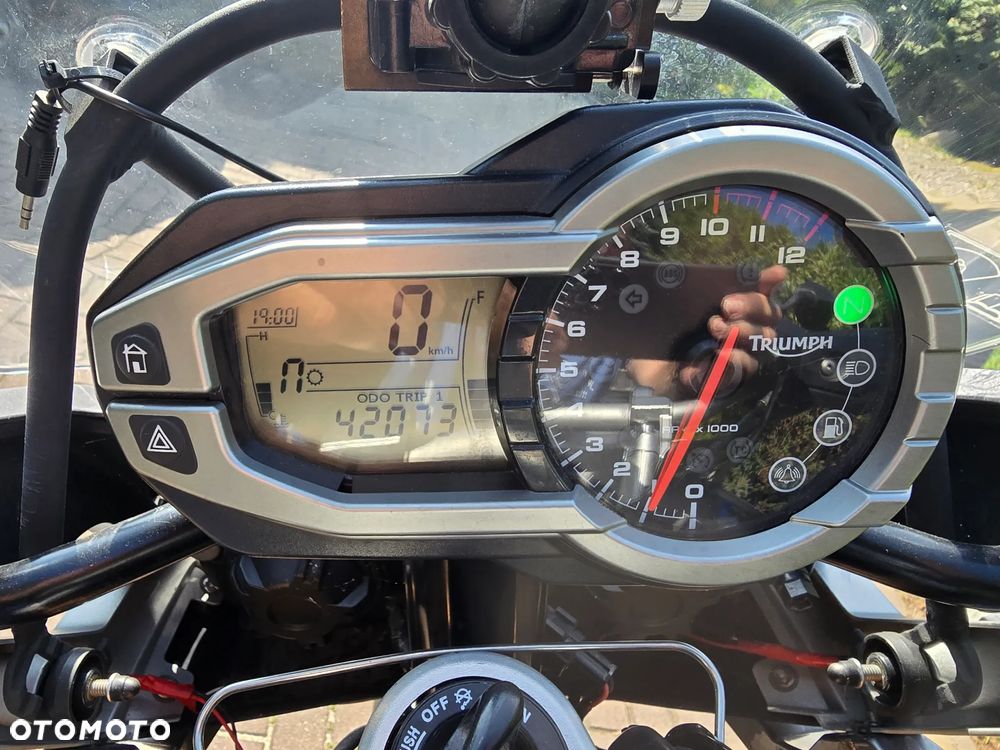 Triumph Tiger - 4
