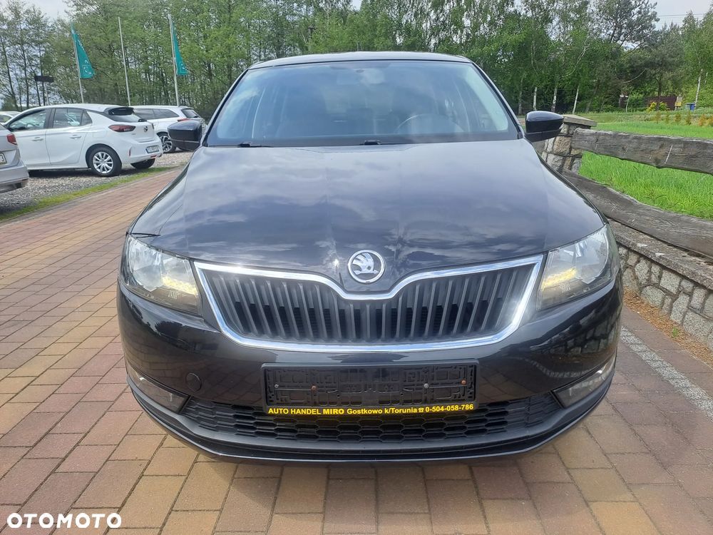 Skoda RAPID 1.0 TSI DSG Active - 10