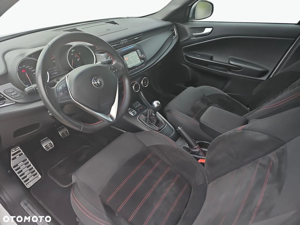 Alfa Romeo Giulietta 1.4 TB MultiAir Super - 4