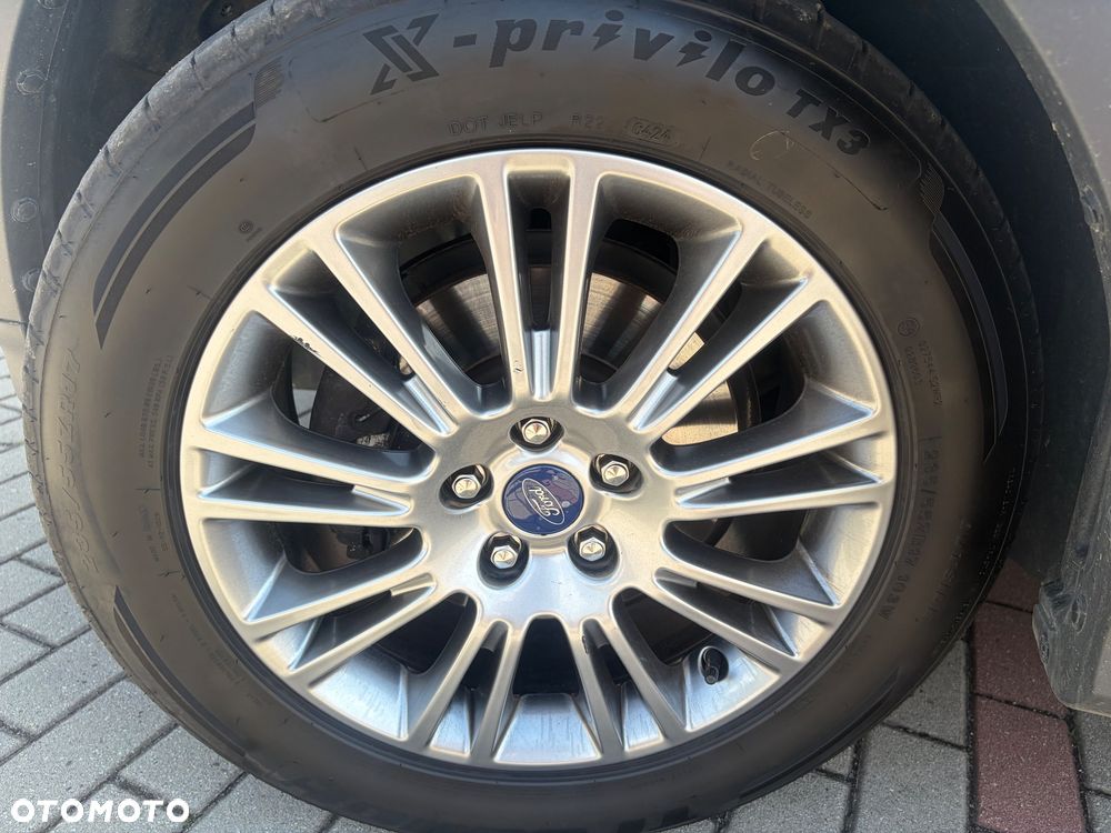 Ford Kuga 1.6 EcoBoost 2x4 Individual - 37