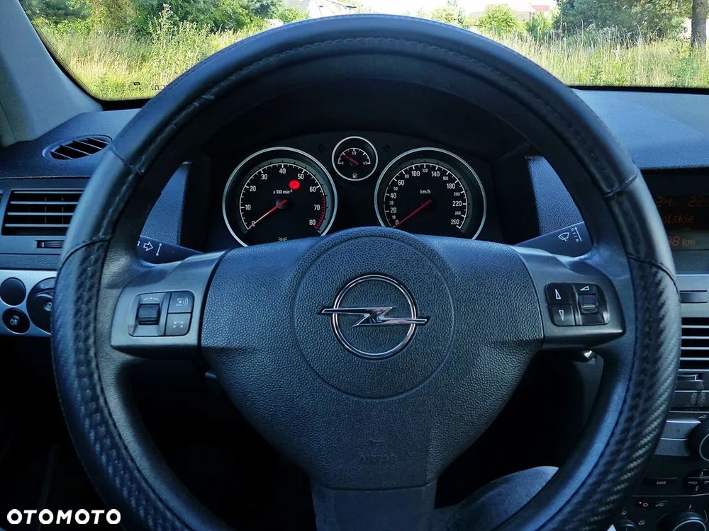 Opel Astra 1.4 Enjoy - 27