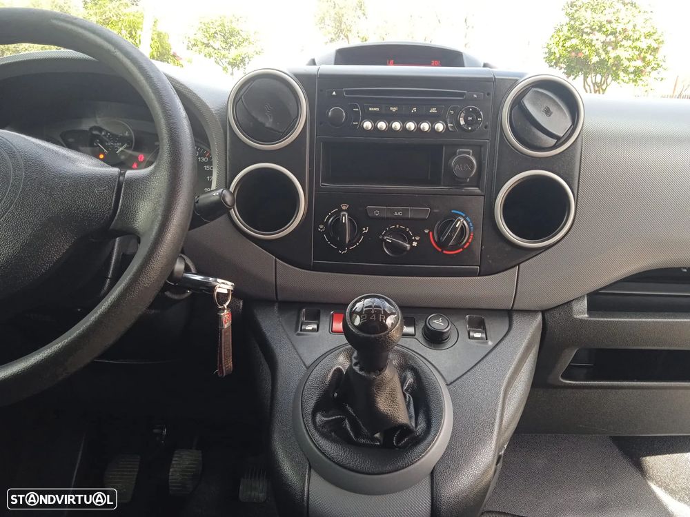 Citroën Berlingo XL (Longa) 1.6 Hdi 100cv 3 lugares 5 portas - 28
