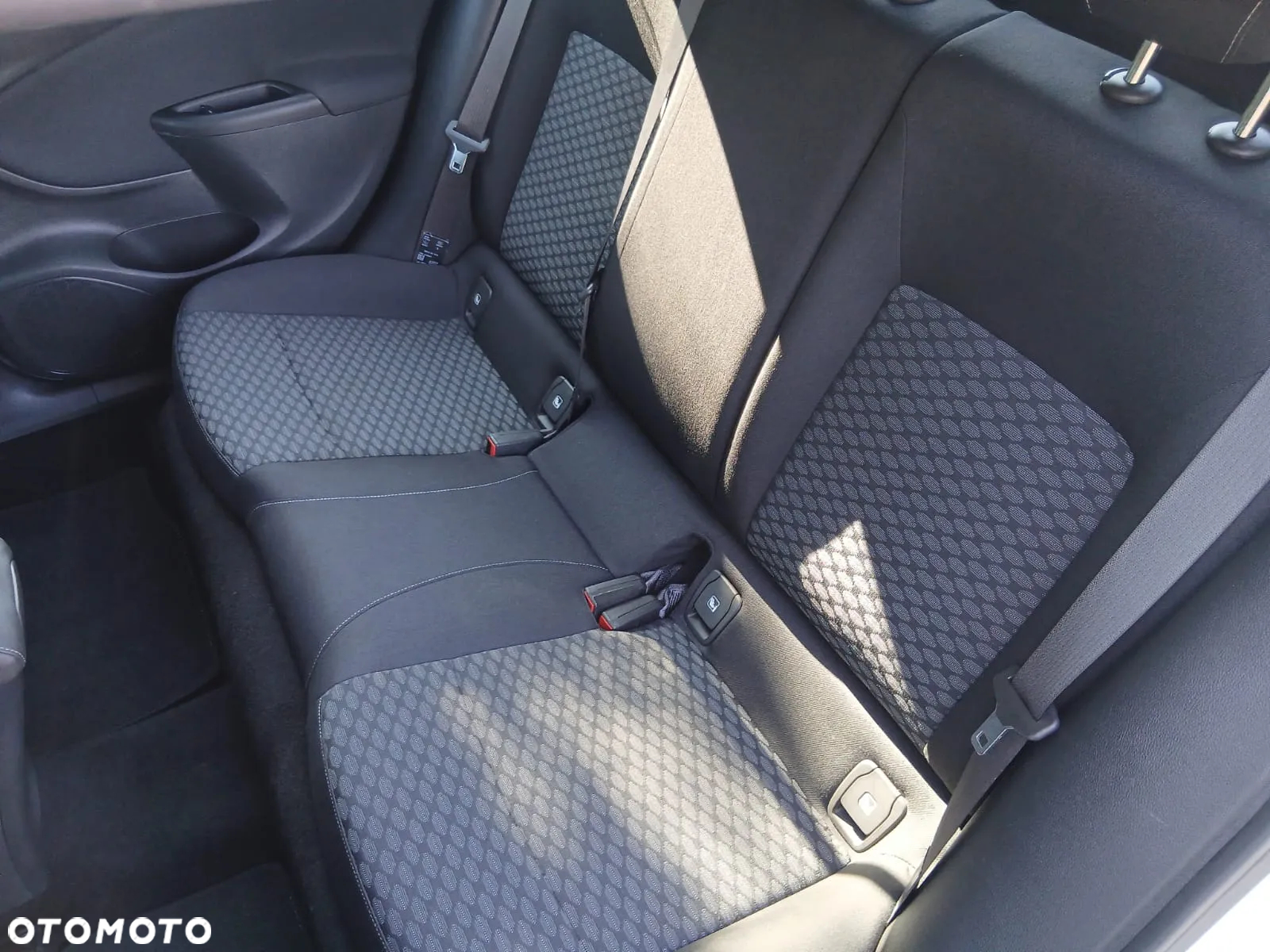 Opel Astra 1.6 D (CDTI) Edition - 35