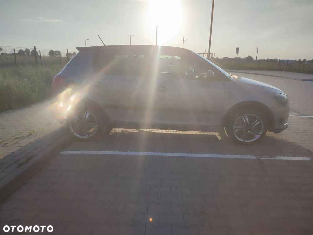 Skoda Fabia 1.2 TSI Monte Carlo - 6