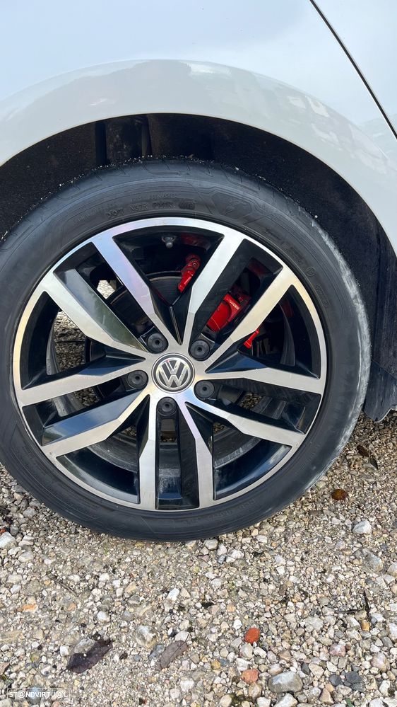 VW Golf Variant 1.6 TDi R-Line DSG - 11