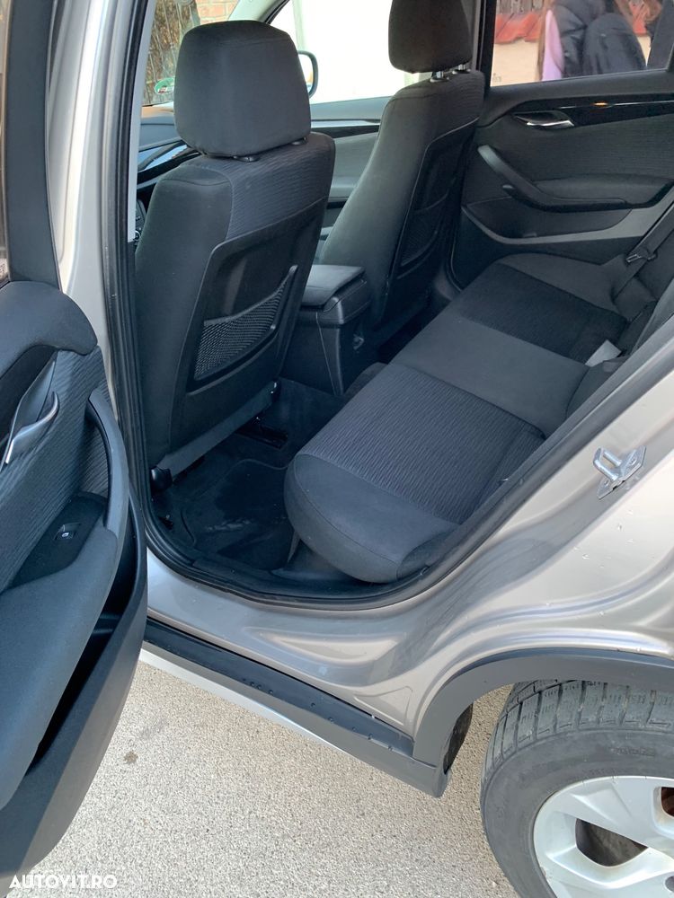 BMW X1 xDrive20d - 17