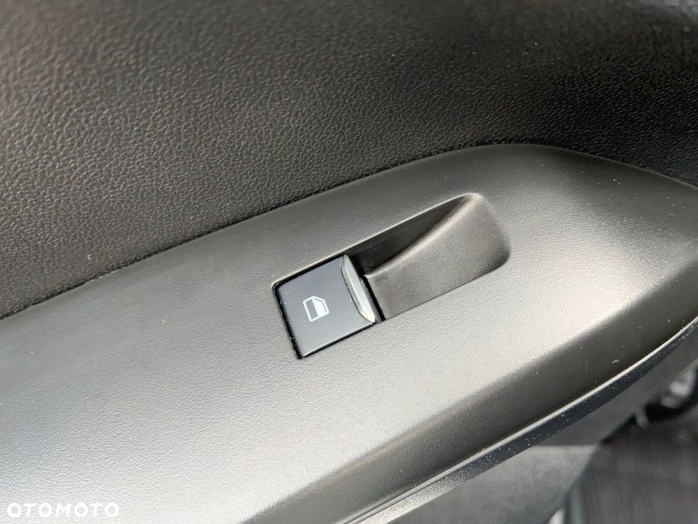 Ford Focus - 13