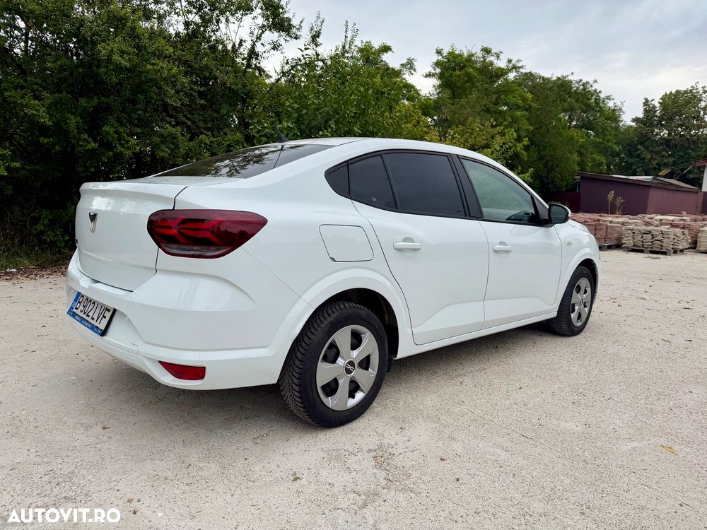 Dacia Logan TCe 90 Essential - 5