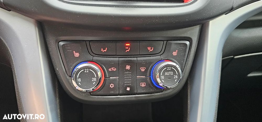 Opel Zafira Tourer 2.0 CDTI ECOFLEX Start/Stop Edition - 18