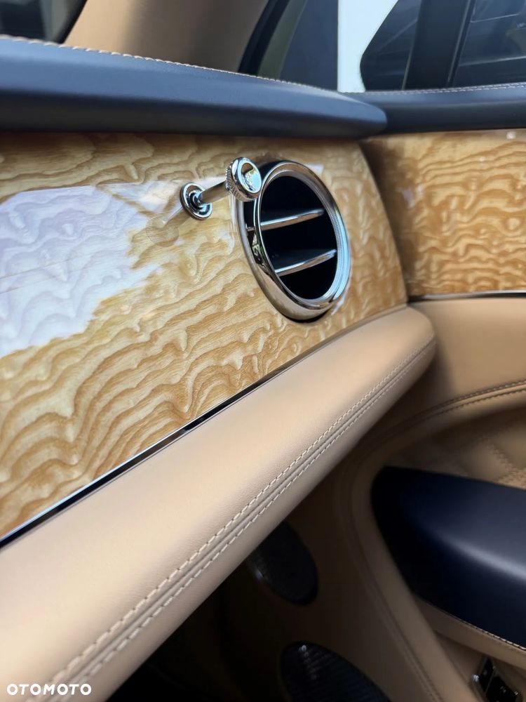 Bentley Bentayga V8 - 23