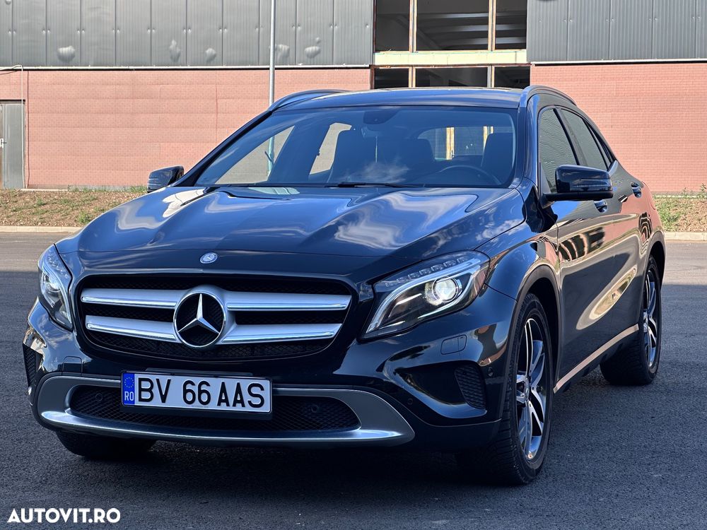 Mercedes-Benz GLA - 18