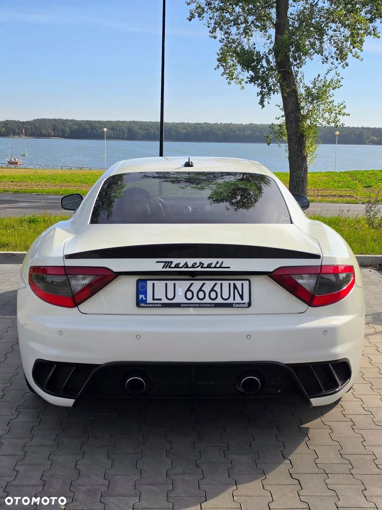 Maserati GranTurismo - 5