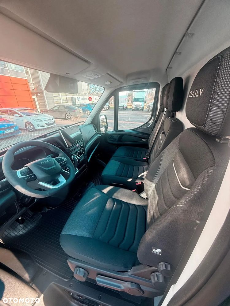 Iveco Daily 35S18 Automat - OKAZJA MAXI DŁUGOŚĆ 4680mm - 13