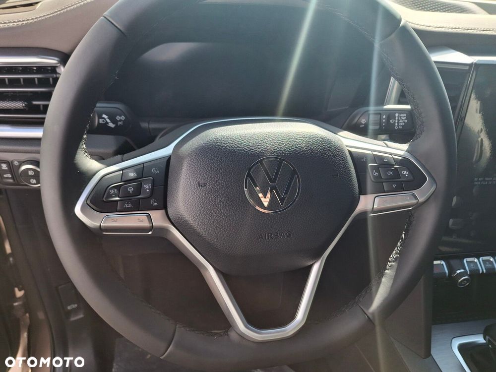 Volkswagen Amarok - 16