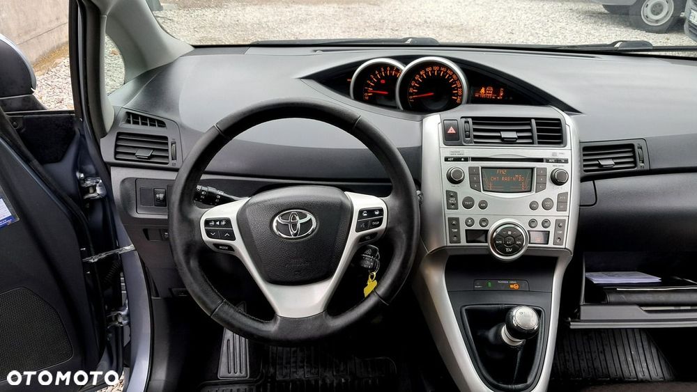 Toyota Verso 1.6 5-Sitzer Comfort - 23