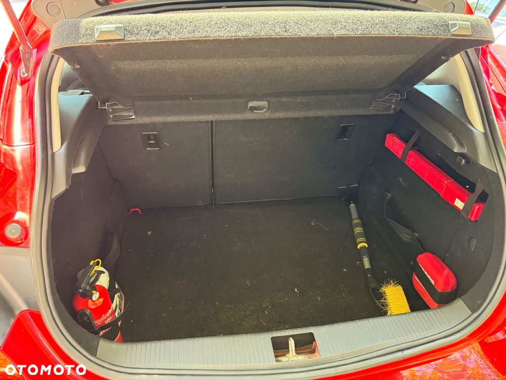 Opel Astra 1.4 Turbo 150 Jahre - 12
