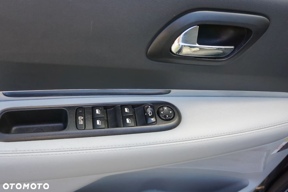 Peugeot 3008 HDi FAP 150 Platinum - 20