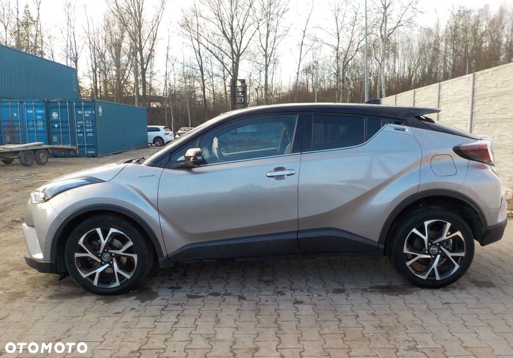 Toyota C-HR - 12