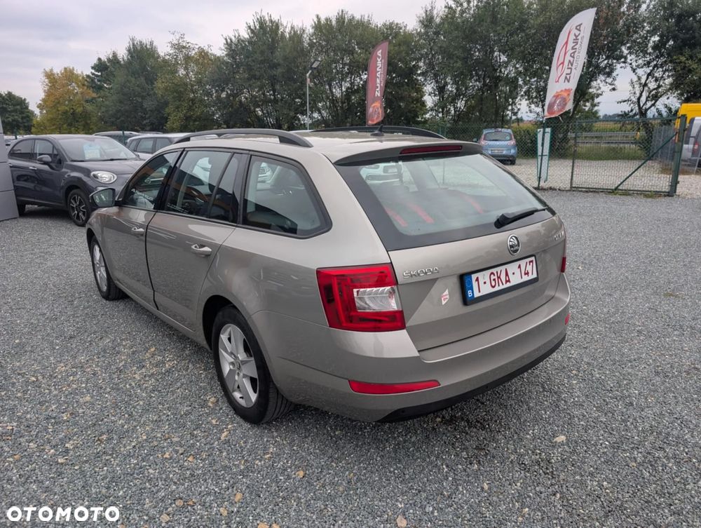 Skoda Octavia 1.4 TSI Ambition - 8
