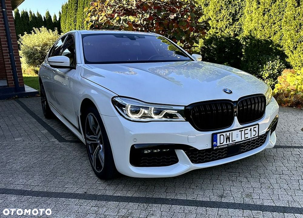 BMW Seria 7 - 30