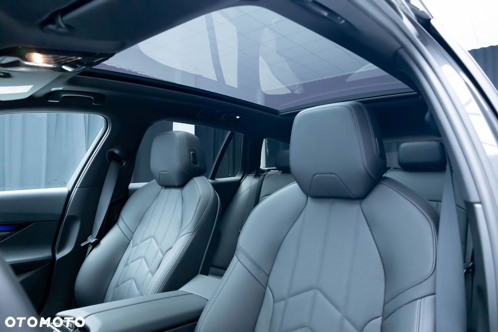 BMW Seria 5 520d xDrive - 31