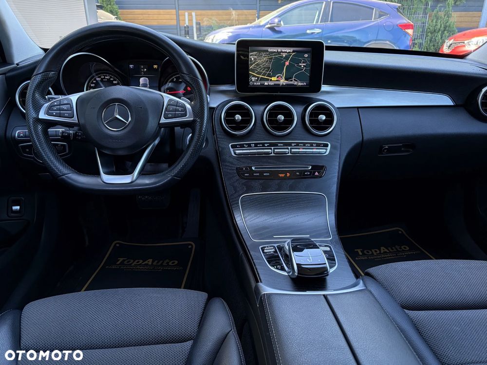 Mercedes-Benz Klasa C 200 9G-TRONIC AMG Line - 35