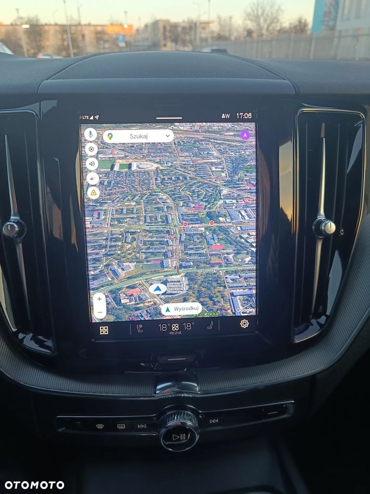 Volvo XC 60 B4 D AWD Geartronic Inscription - 24