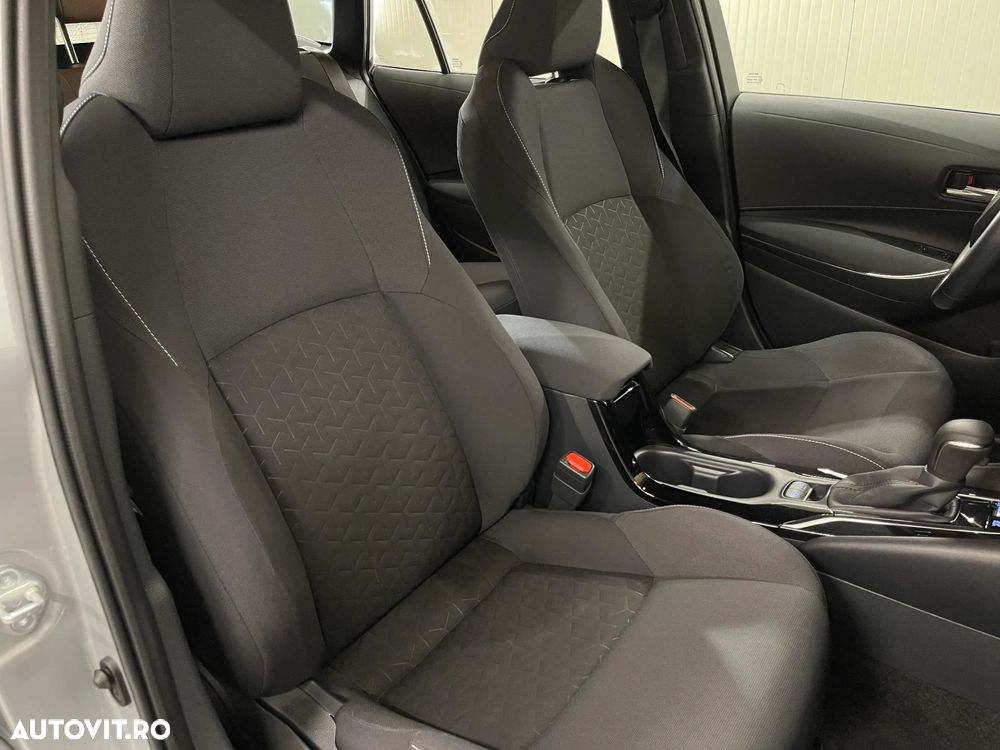 Toyota Corolla - 9