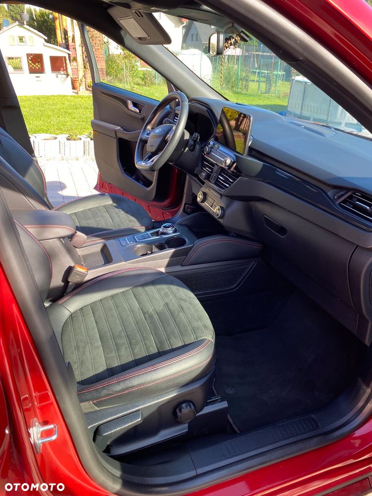 Ford Kuga 2.5P PHEV FWD ST-Line - 28