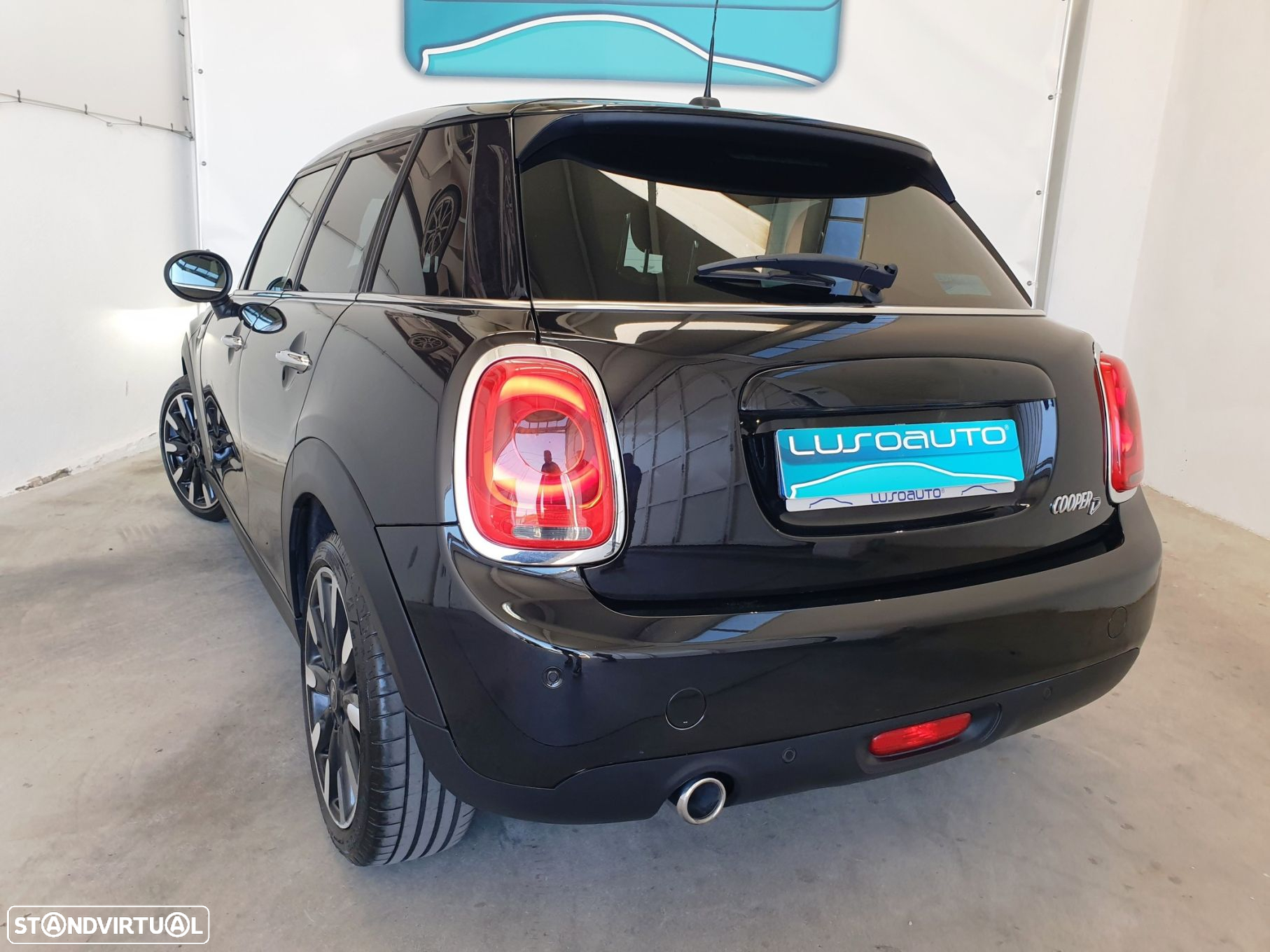 MINI 5 Portas Cooper D - 8